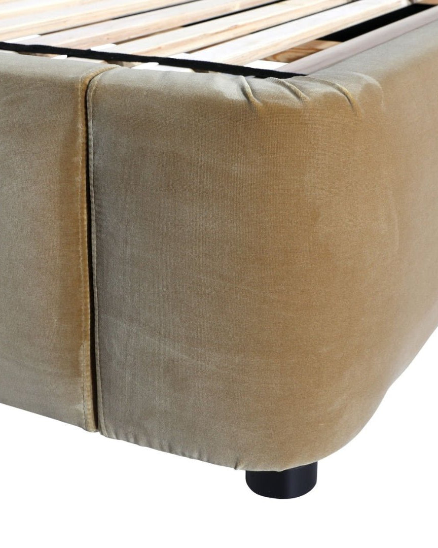 Jukka Velvet Bed - Bed - Hello Norden