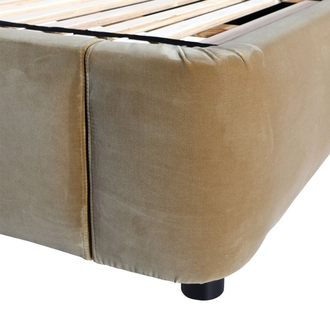Jukka Velvet Bed - Bed - Hello Norden