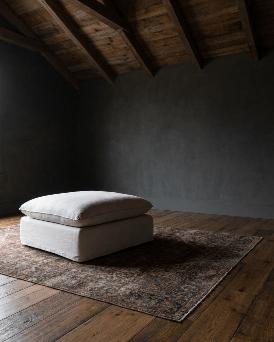 Berit Ottoman - Ottomans & Poufs - Hello Norden