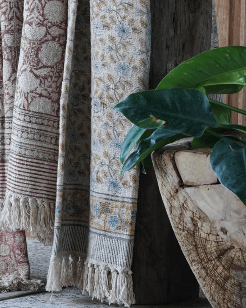 Sunniva Handloom Cotton Throw Floral Print - Throw - Hello Norden