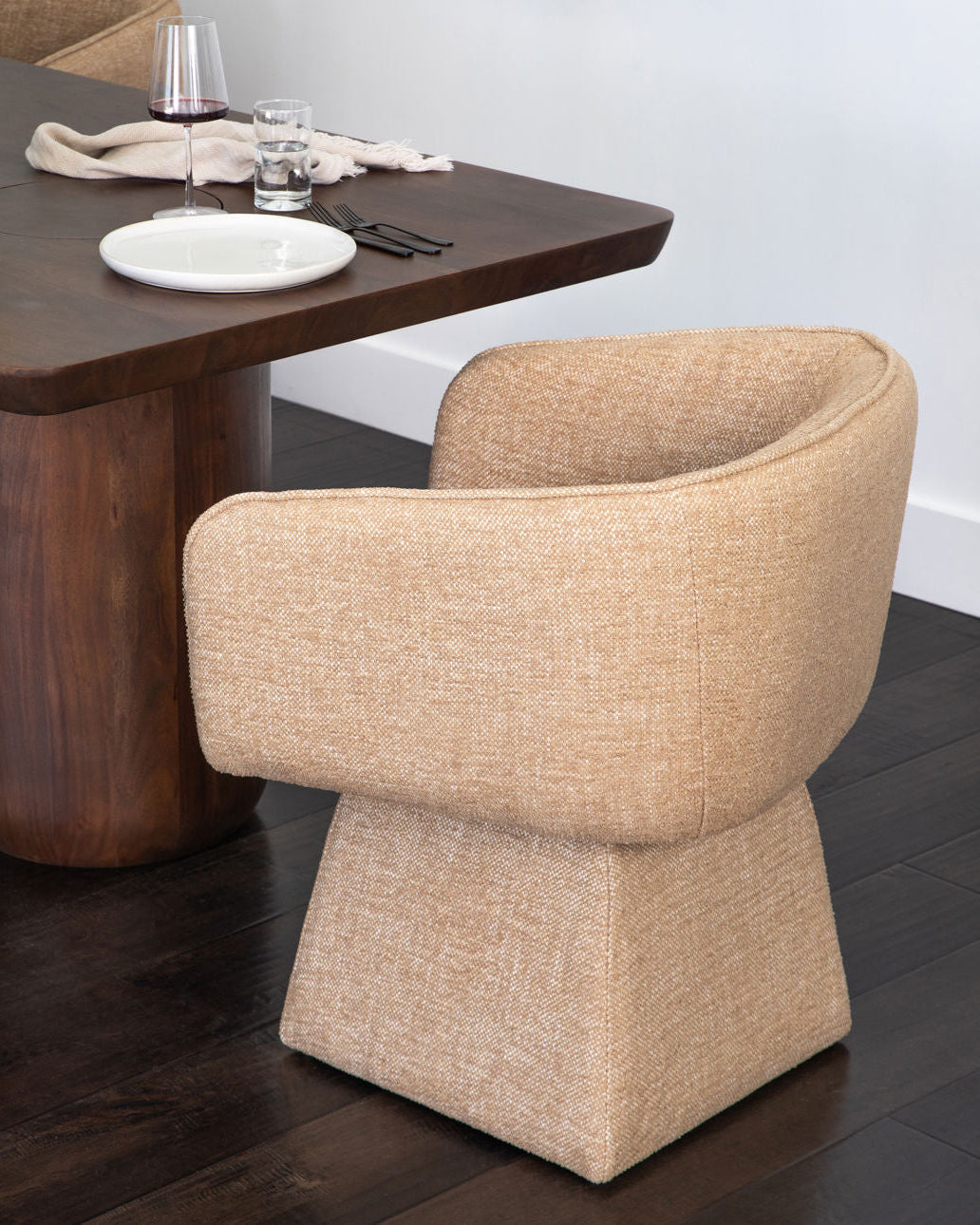 Liva Dining Chair - Dining Chairs - Hello Norden