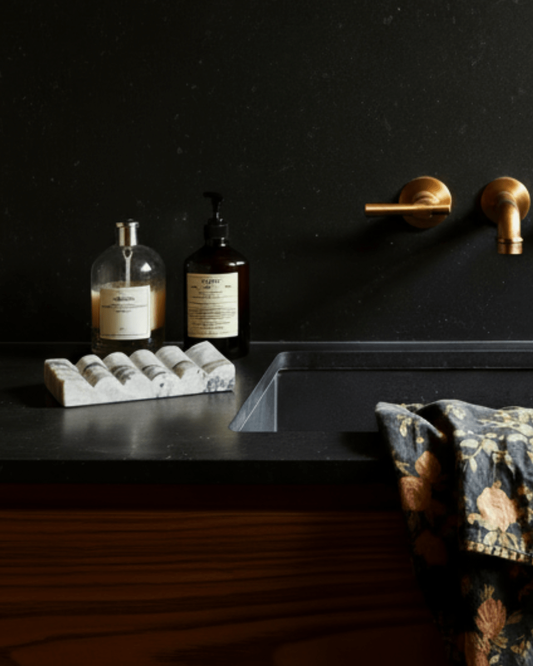 Tiril Marble Soap Dish - Soap Dish - Hello Norden