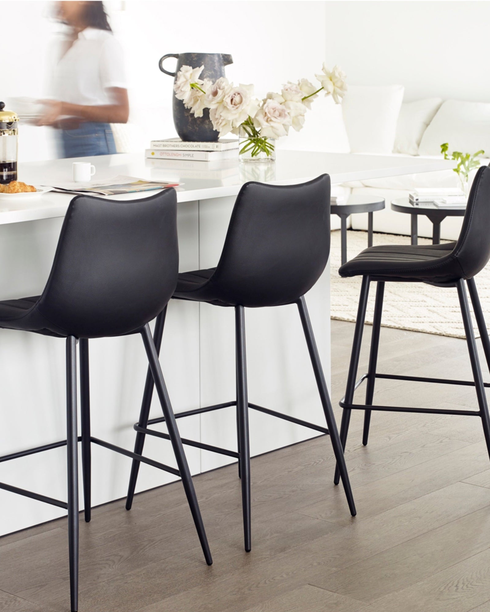 Valdemar Bar Chairs (Set of 2) - Bar Stools - Hello Norden