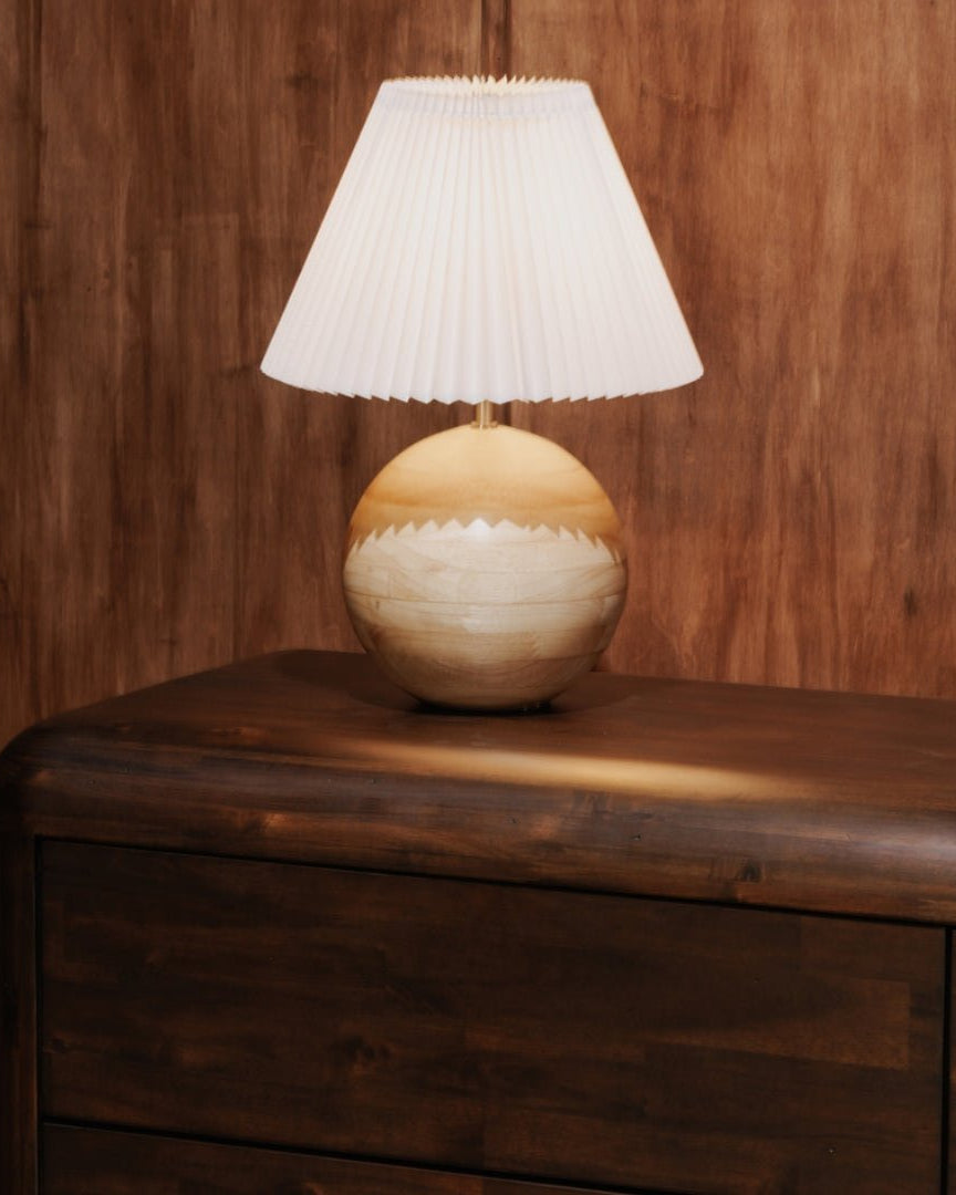 Vignir Dresser - Dresser - Hello Norden