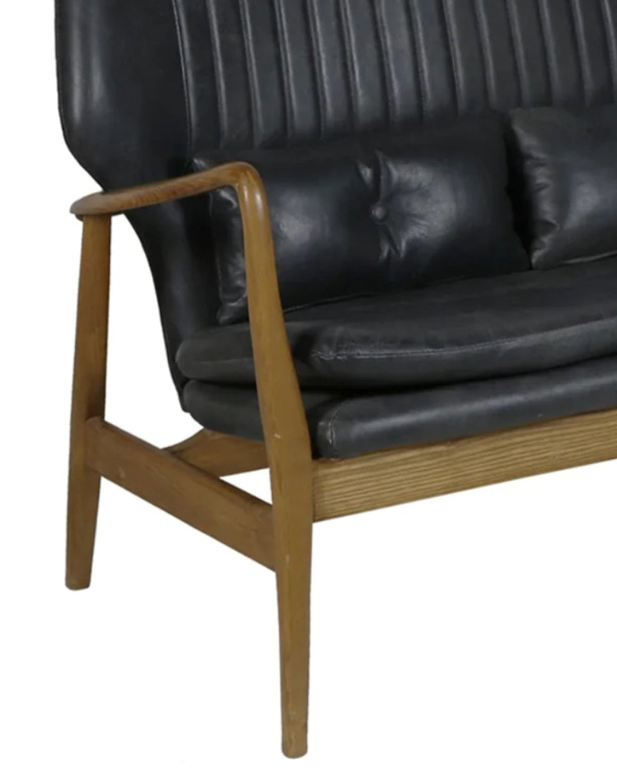 Gustav Black Leather Loveseat - Loveseat - Hello Norden