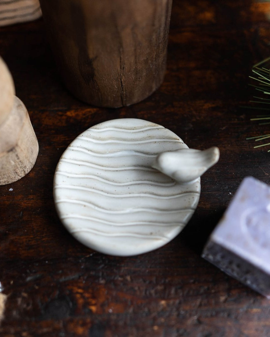 Livie Stoneware Speckled Bird Dish - Decorative Objects - Hello Norden