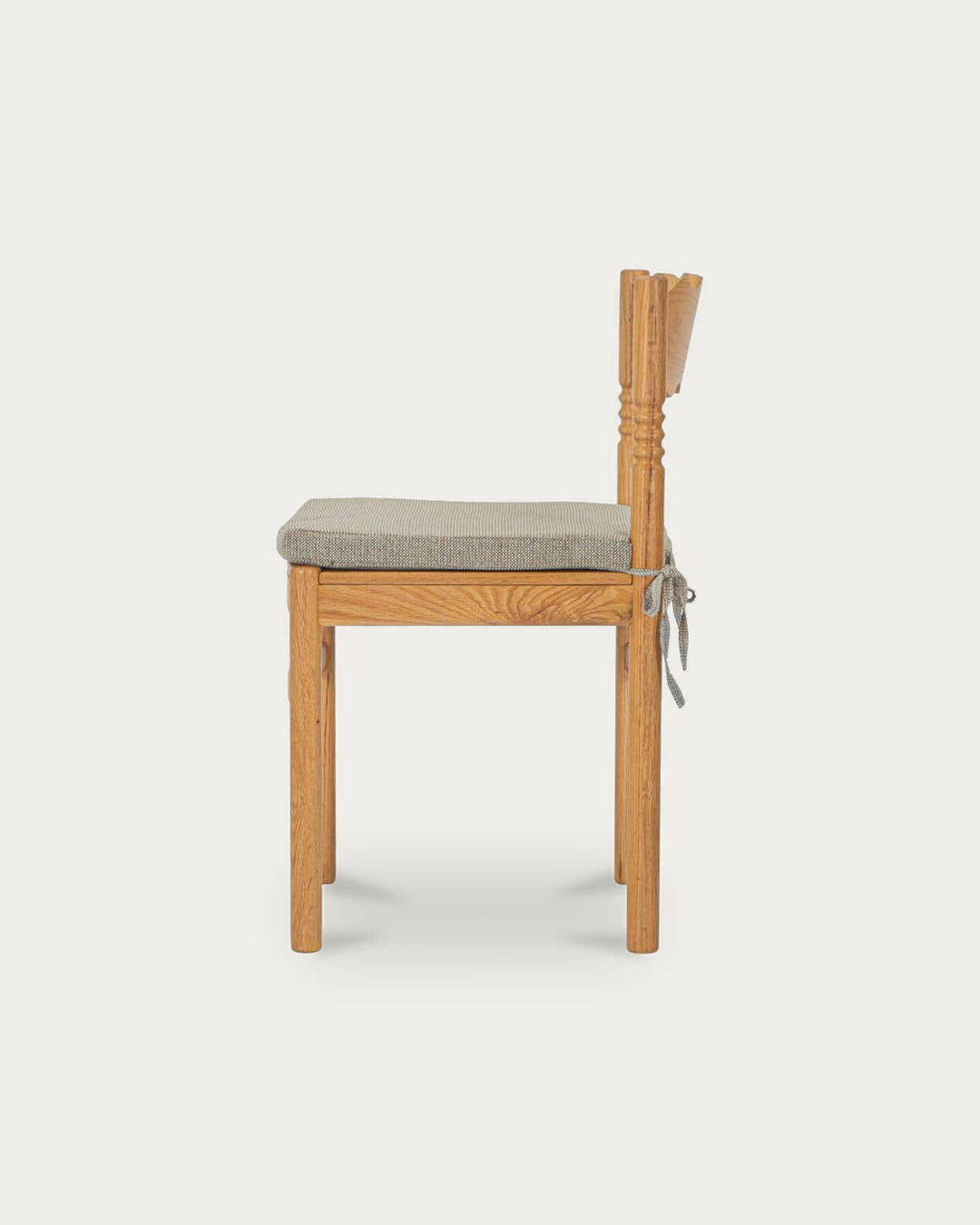 dining room furniture modern mountain  dining chair Hello Norden - Odd Dining Chair