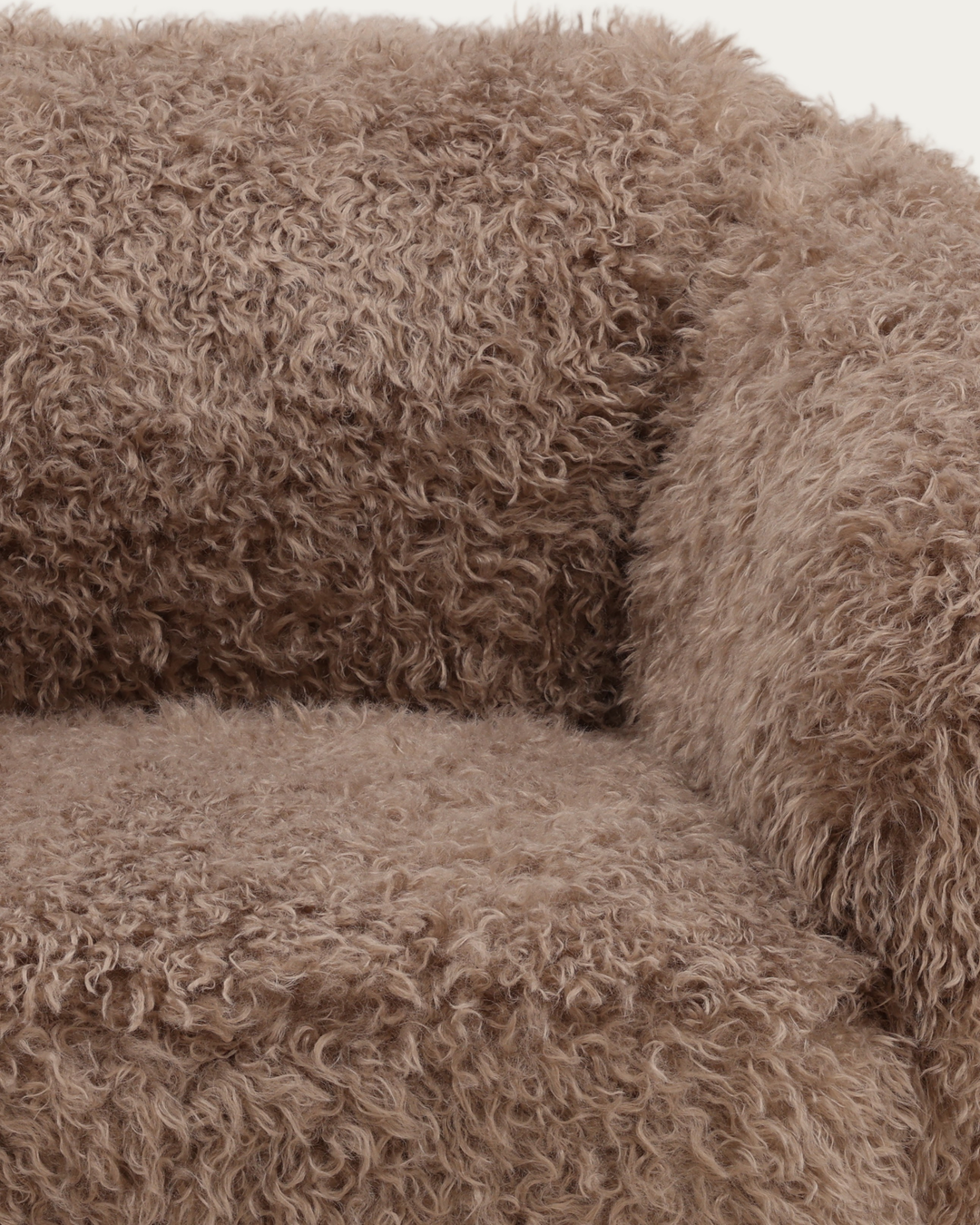 living room furniture modern mountain faux fur fabric lounge chair Hello Norden - Egil Swivel Chair, detail view