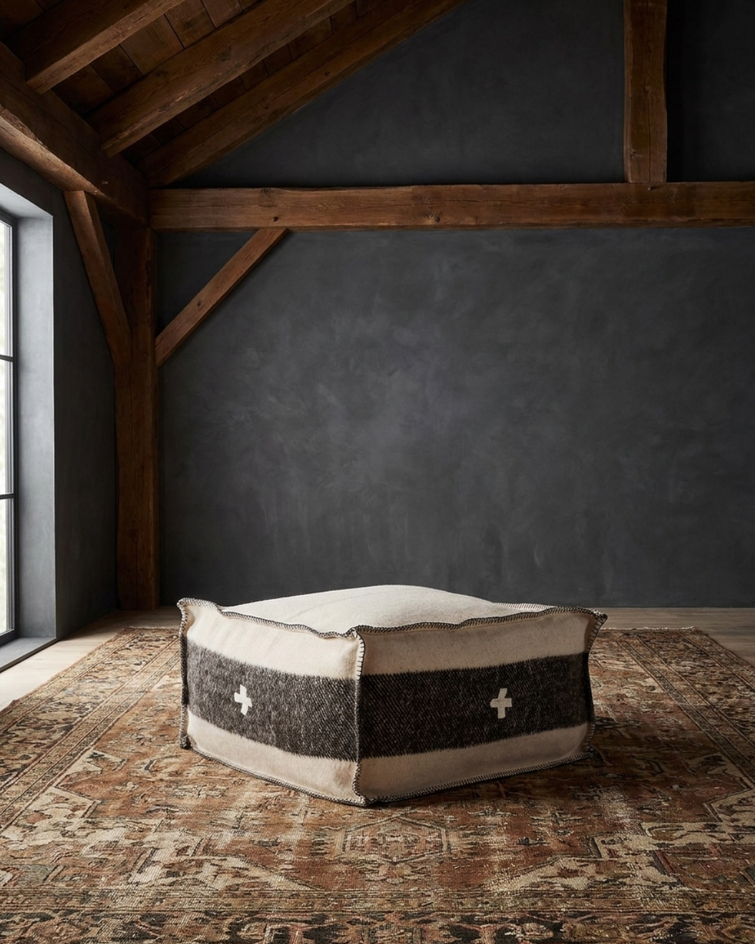 Frey Pouf - Ottomans & Poufs - Hello Norden