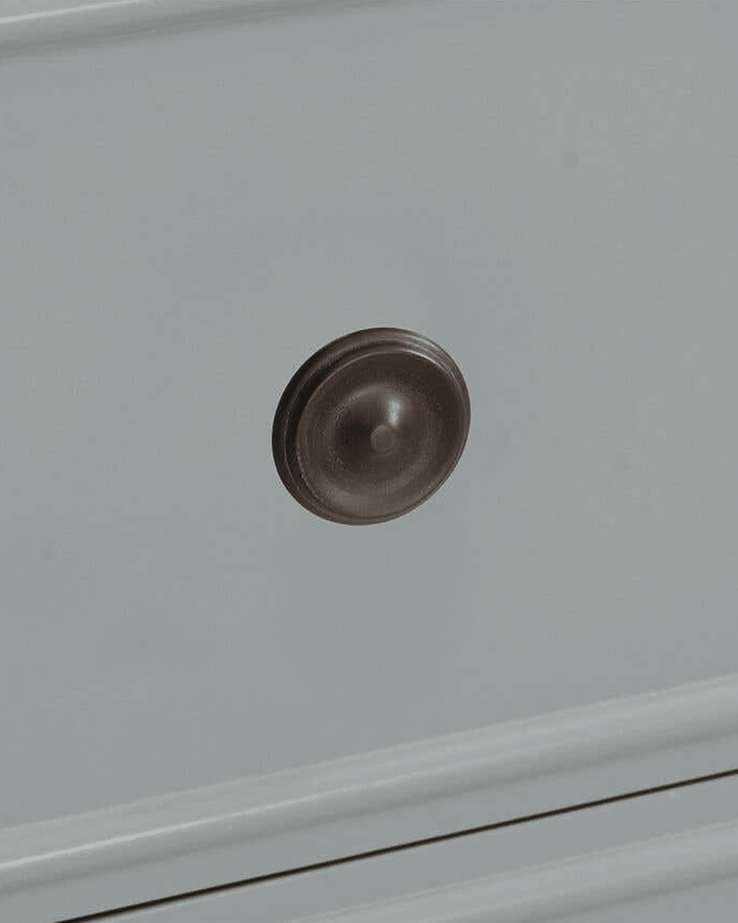 bedroom furniture modern mountain top: banswara marble dresser Hello Norden - Terje 5 Drawer Chest, detail view