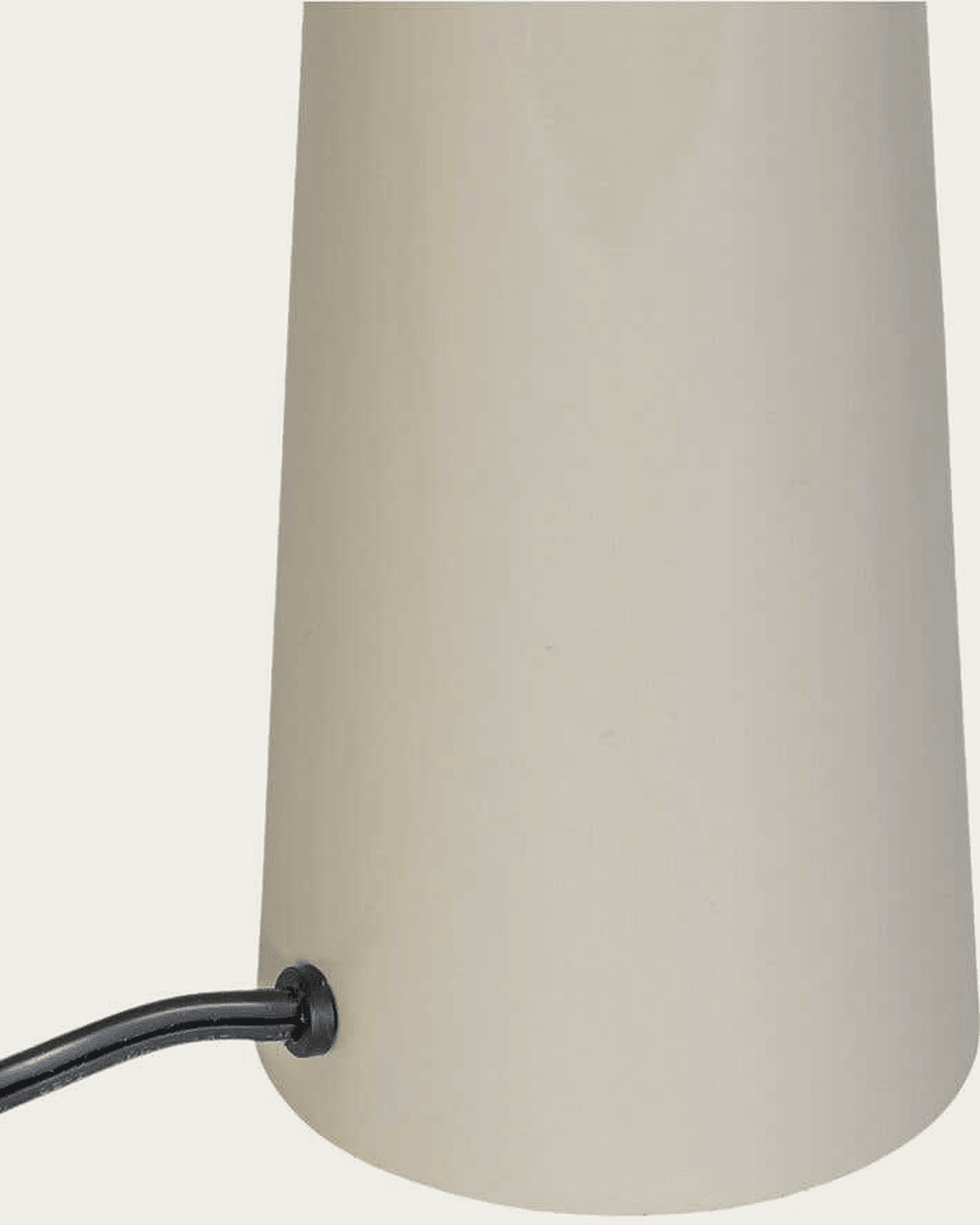 living room furniture modern mountain  table lamp Hello Norden - Torgeir Table Lamp, detail view