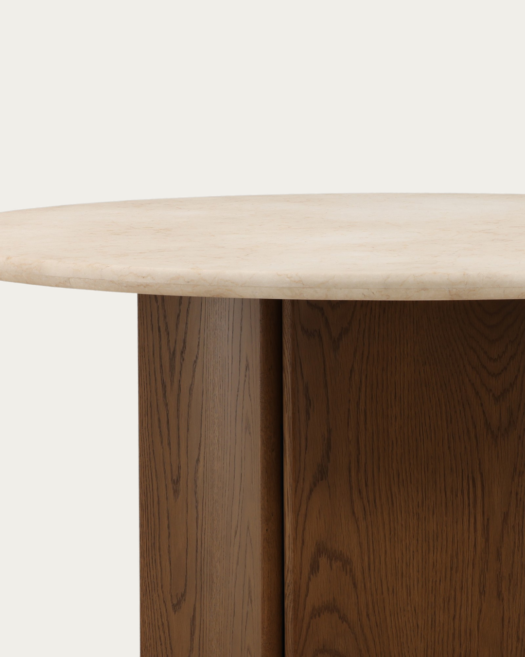 dining room furniture modern mountain oak wood dining table Hello Norden - Torvald Round Dining Table, detail view