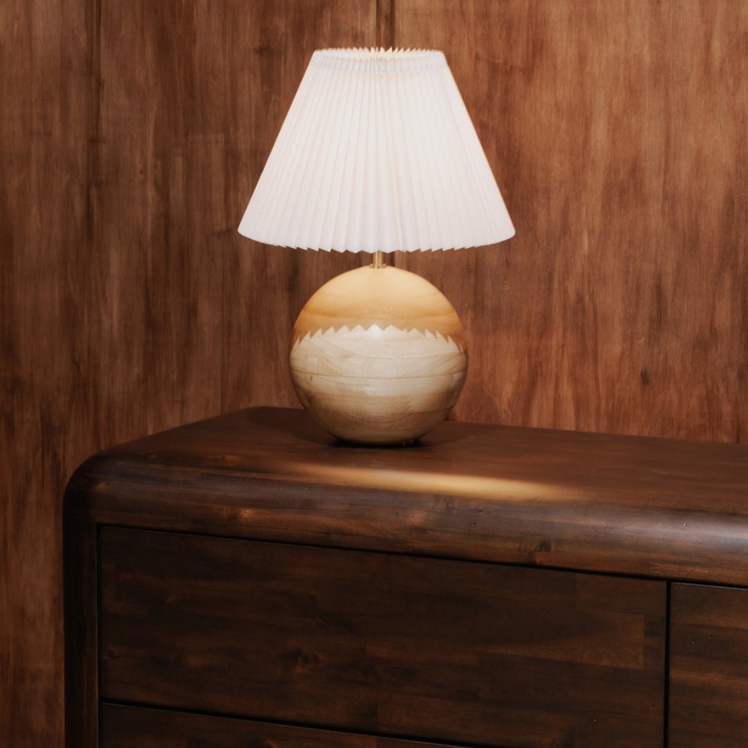 Vignir Dresser - Dresser - Hello Norden