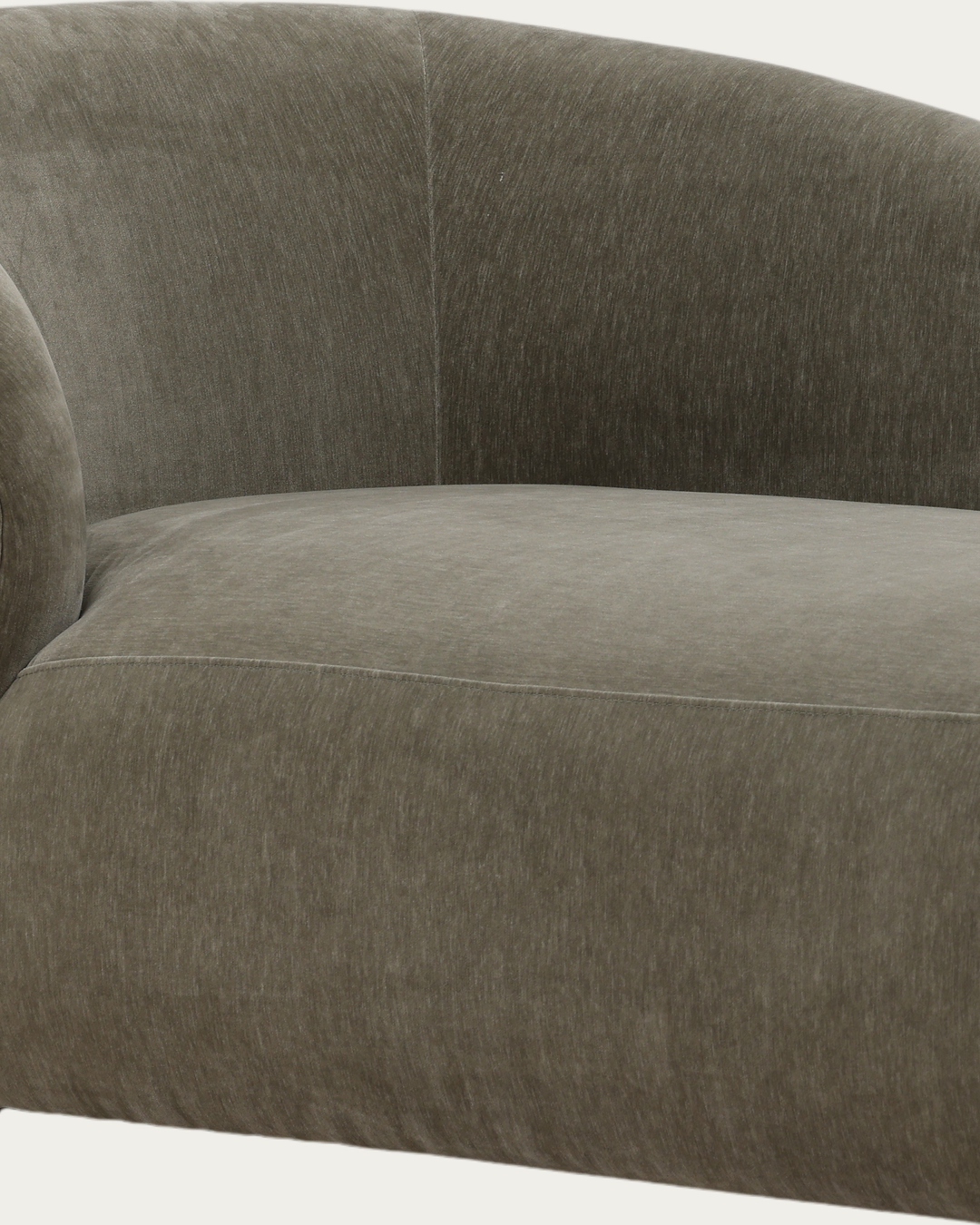living room furniture modern mountain velvet fabric chaise Hello Norden - Yngvar Chaise, detail view