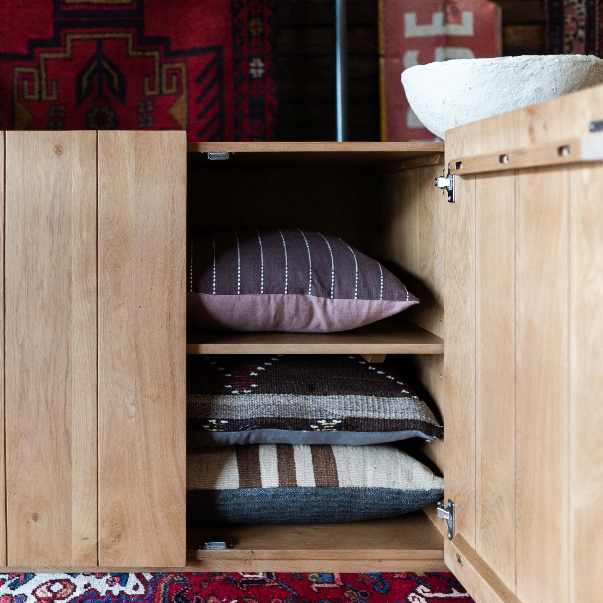 Magnus Modern Oak Console - Consoles - Hello Norden